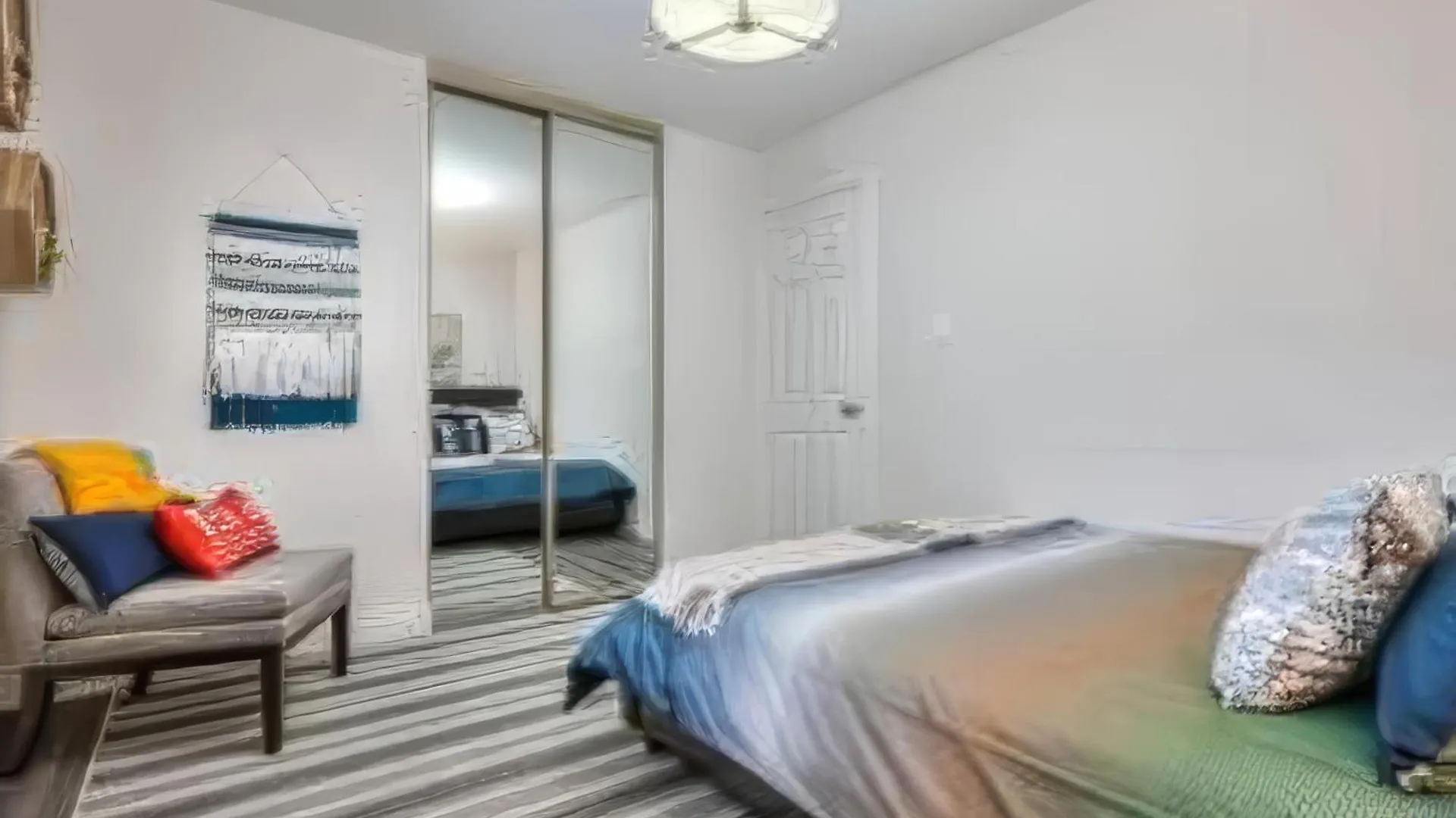 4 Bedrooms Or 2 Bedrooms House Near Fairview Mall And 401 & Dvp Toronto