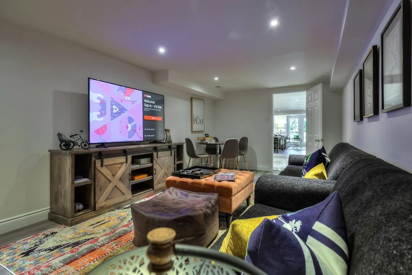 4 Bedrooms Or 2 Bedrooms House Near Fairview Mall And 401 & Dvp Toronto 0*,  Canada